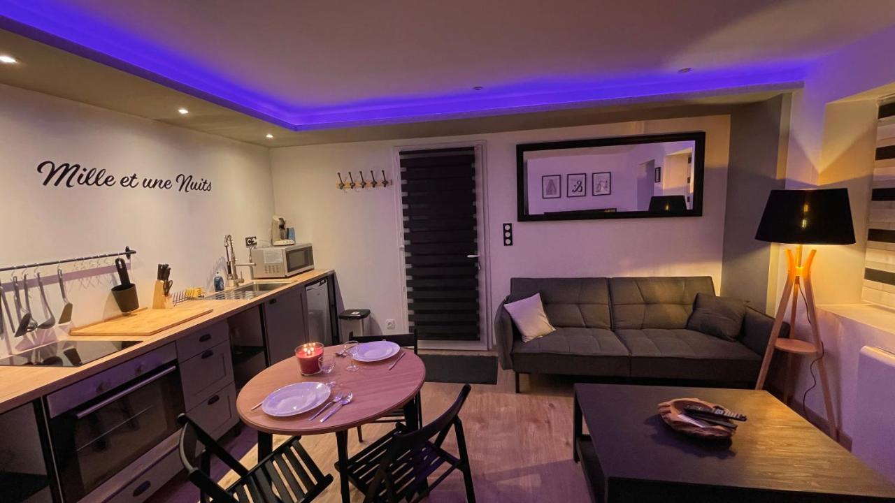 Mille Et Une Nuit, Appartement Classe 3 Etoiles En Rdc Avec Exterieur Et Parking Dole Exterior photo